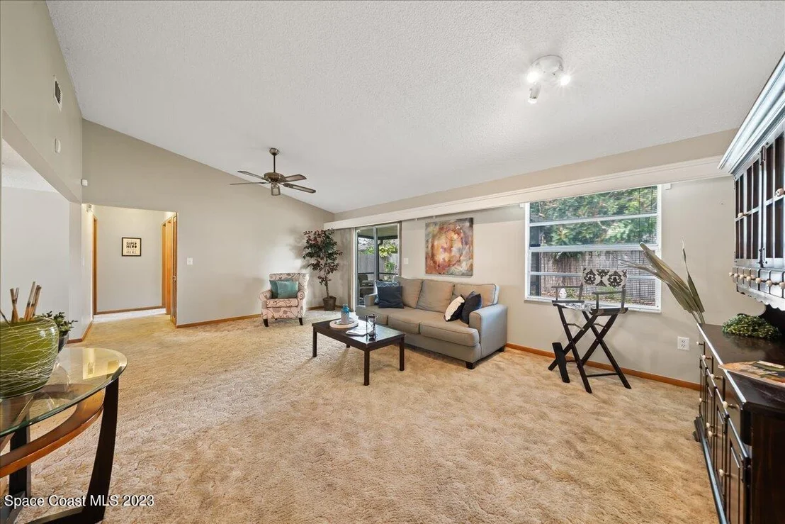 Photo of 809 Pine Valley Court