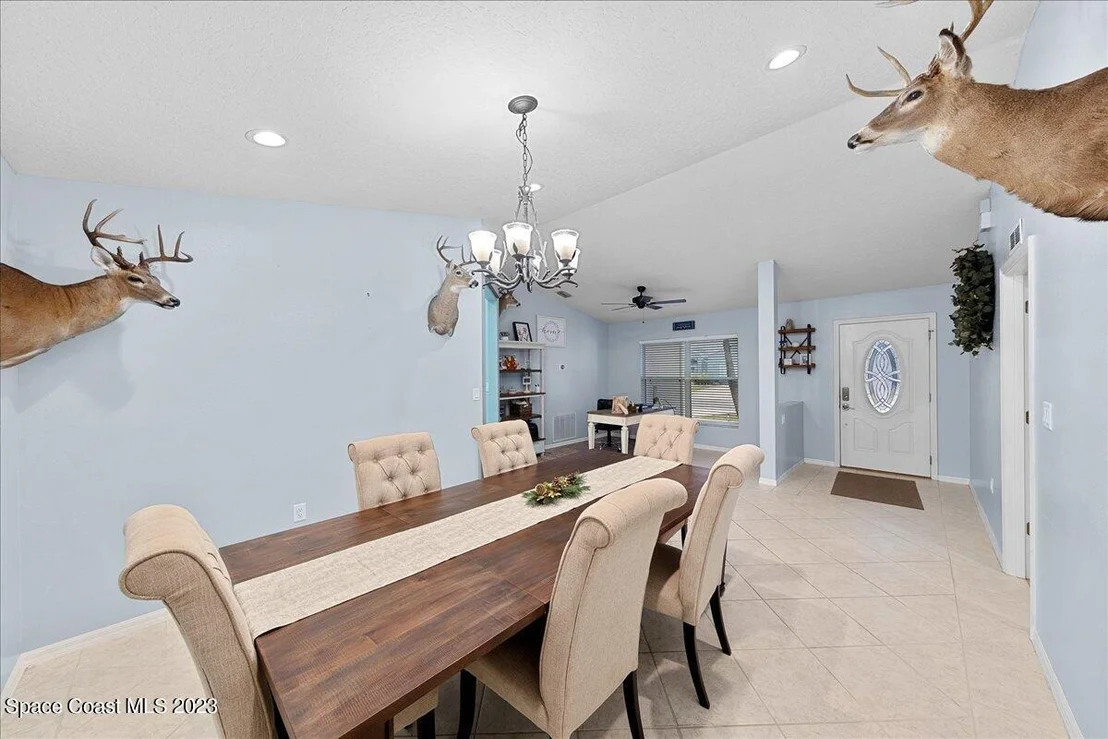 Photo of 2215 Wilcox Street