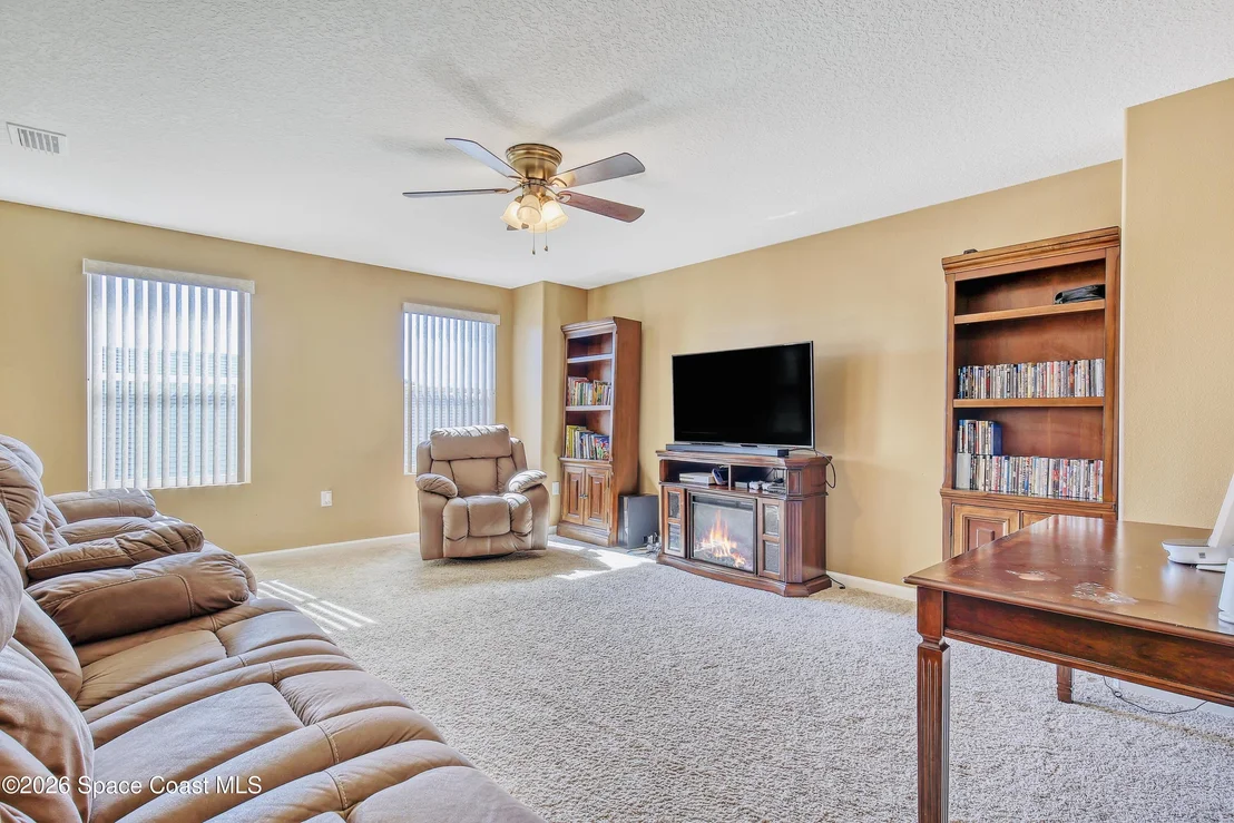 Photo of 1124 Musgrass Circle