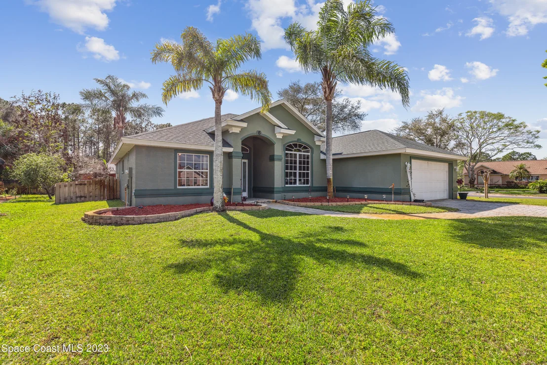 Photo of 6 Greenvale Drive