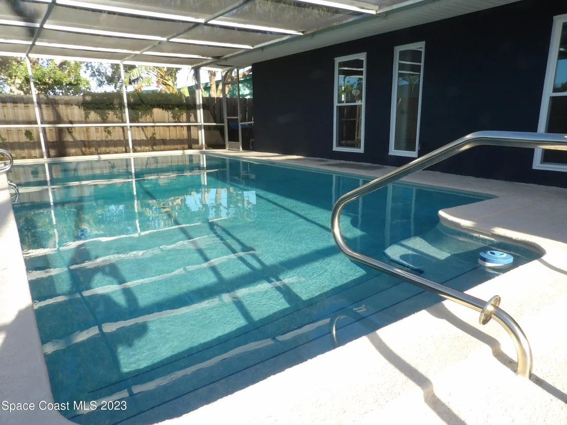 Photo of 440 Coconut Drive
