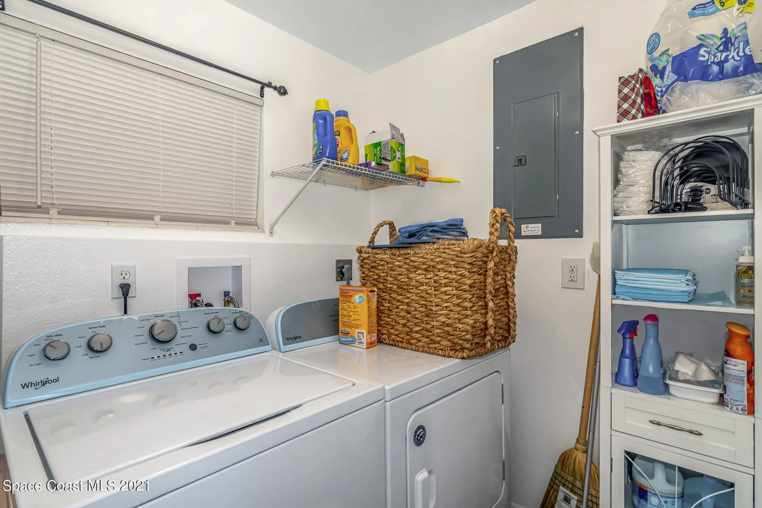 Photo of 983 Beacon Road