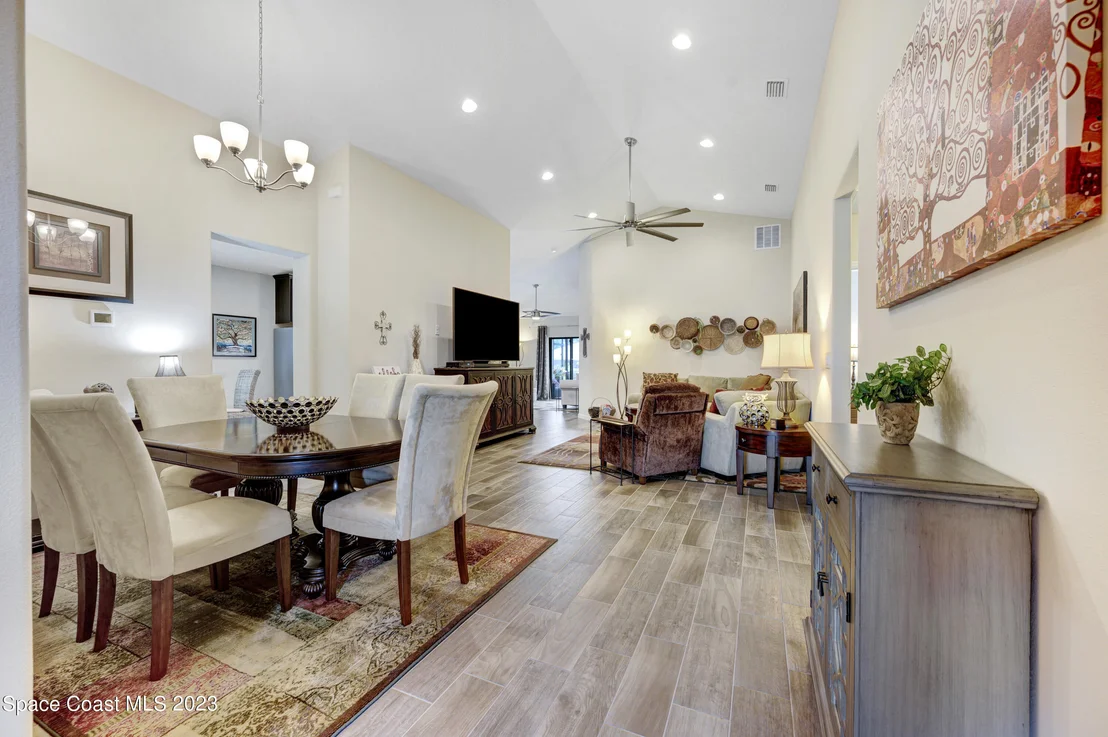 Photo of 1345 Fuji Drive