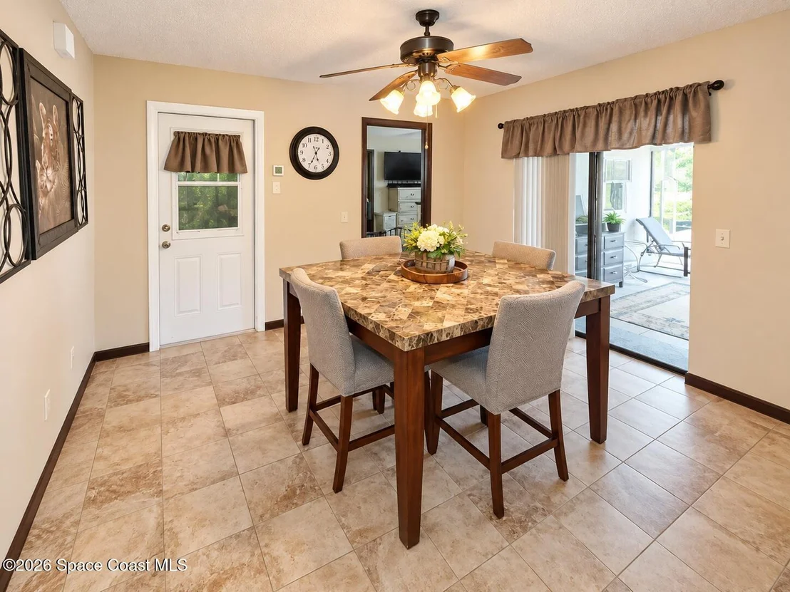 Photo of 822 Berkshire Drive