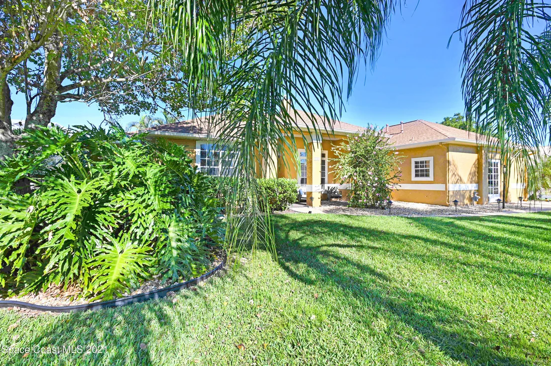 Photo of 346 Carmel Drive