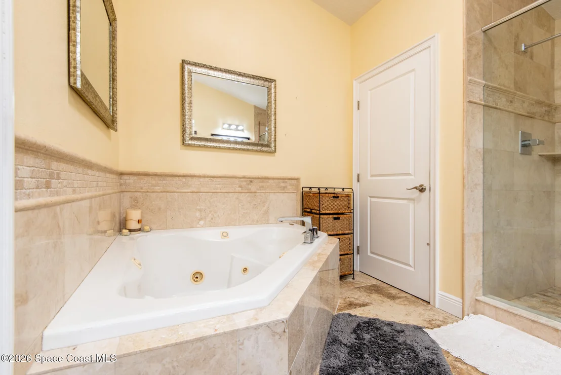 Photo of 2100 Vernon Place