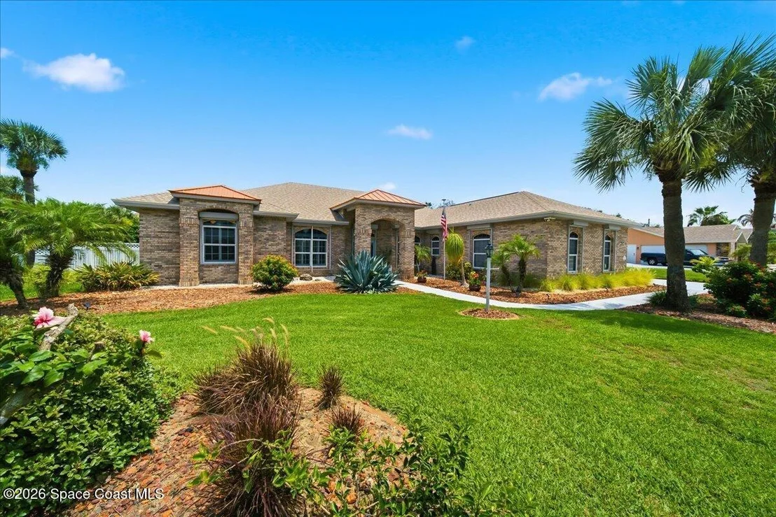 Photo of 172 River Walk Drive