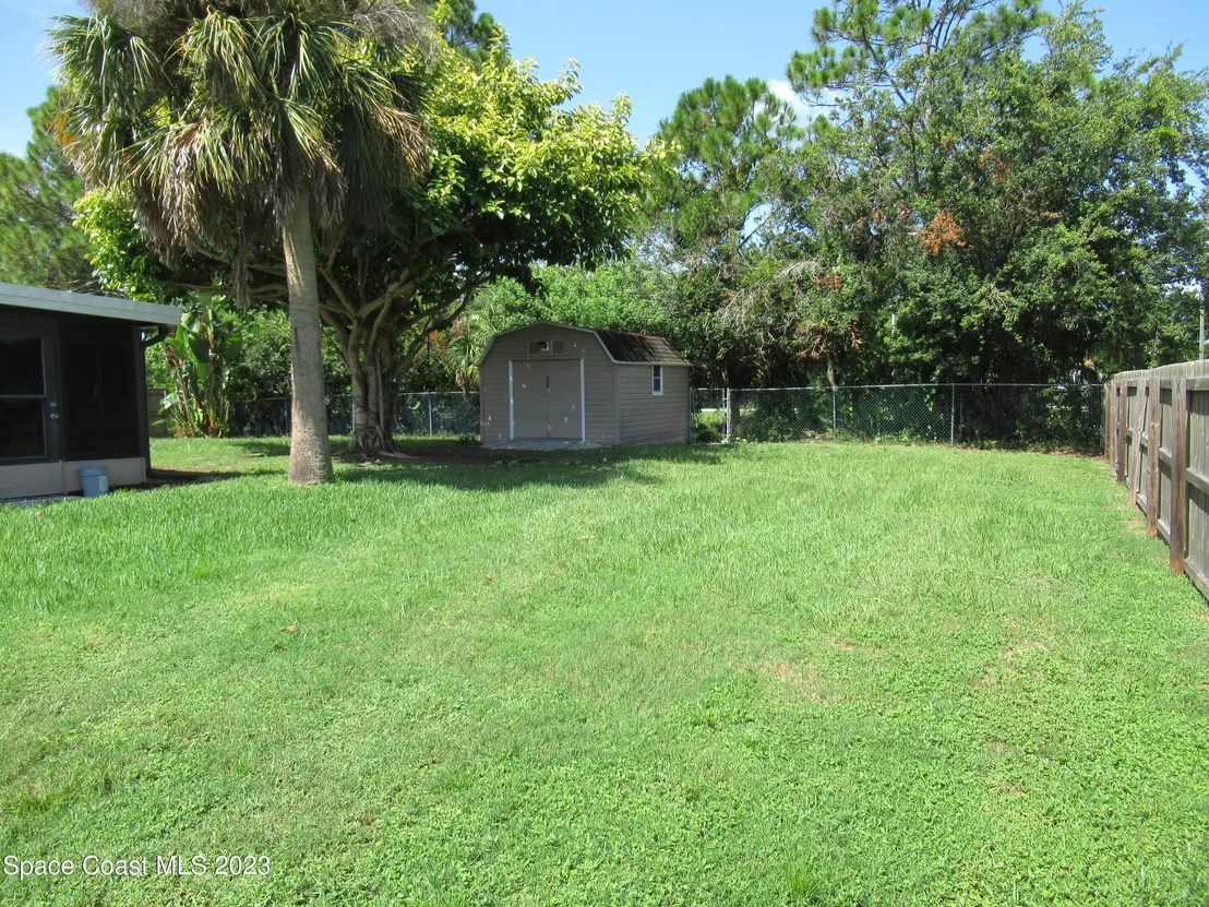 Photo of 7070 Marvin Avenue