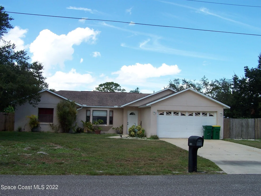 Photo of 4300 Mac Tavish Street