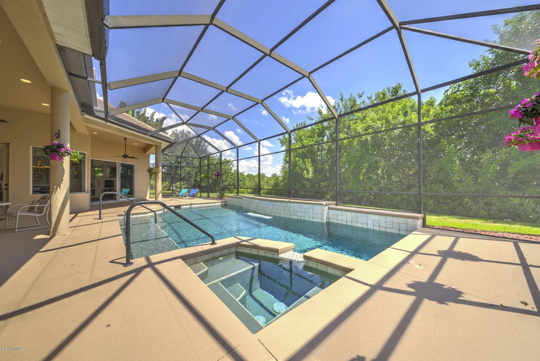 Photo of 8317 Cromwell Place