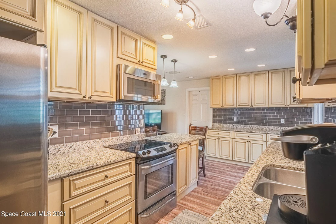 Photo of 845 Berkshire Drive