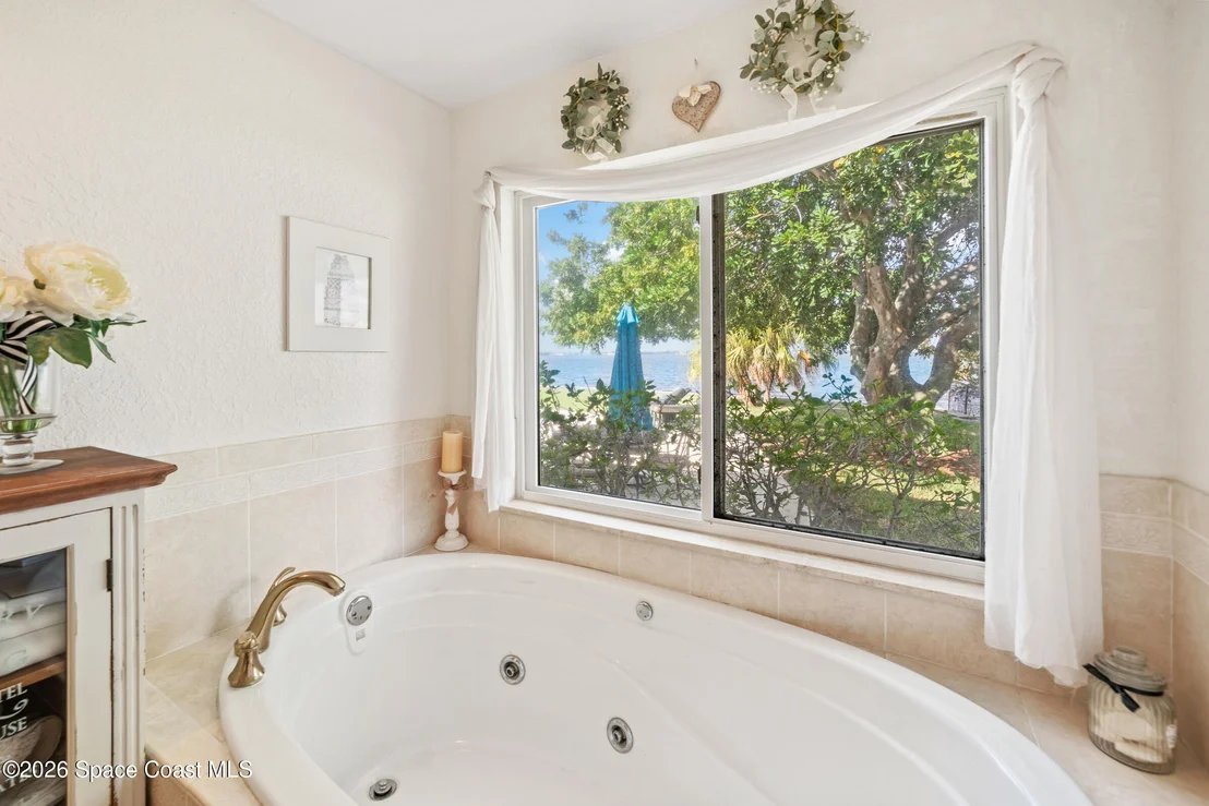 Photo of 2405 Brookside Drive