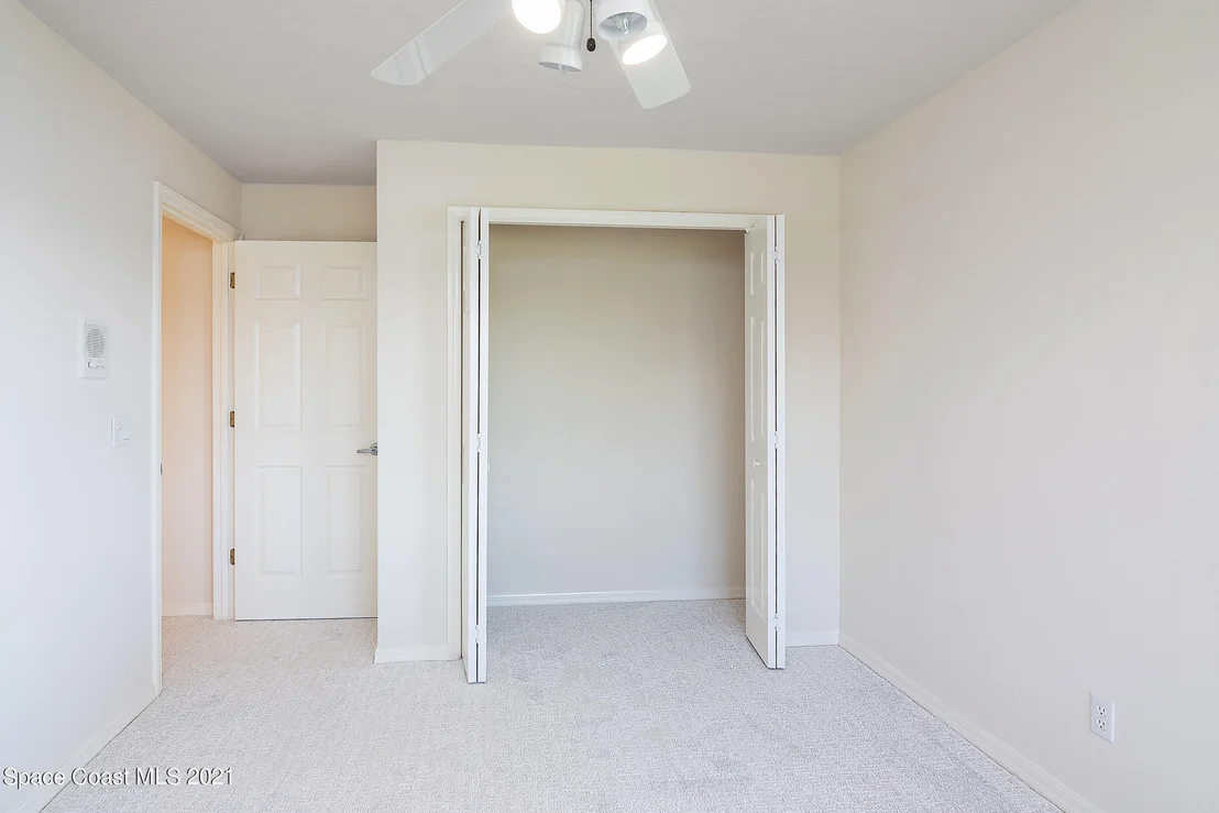 Photo of 2378 Golf Vista Boulevard