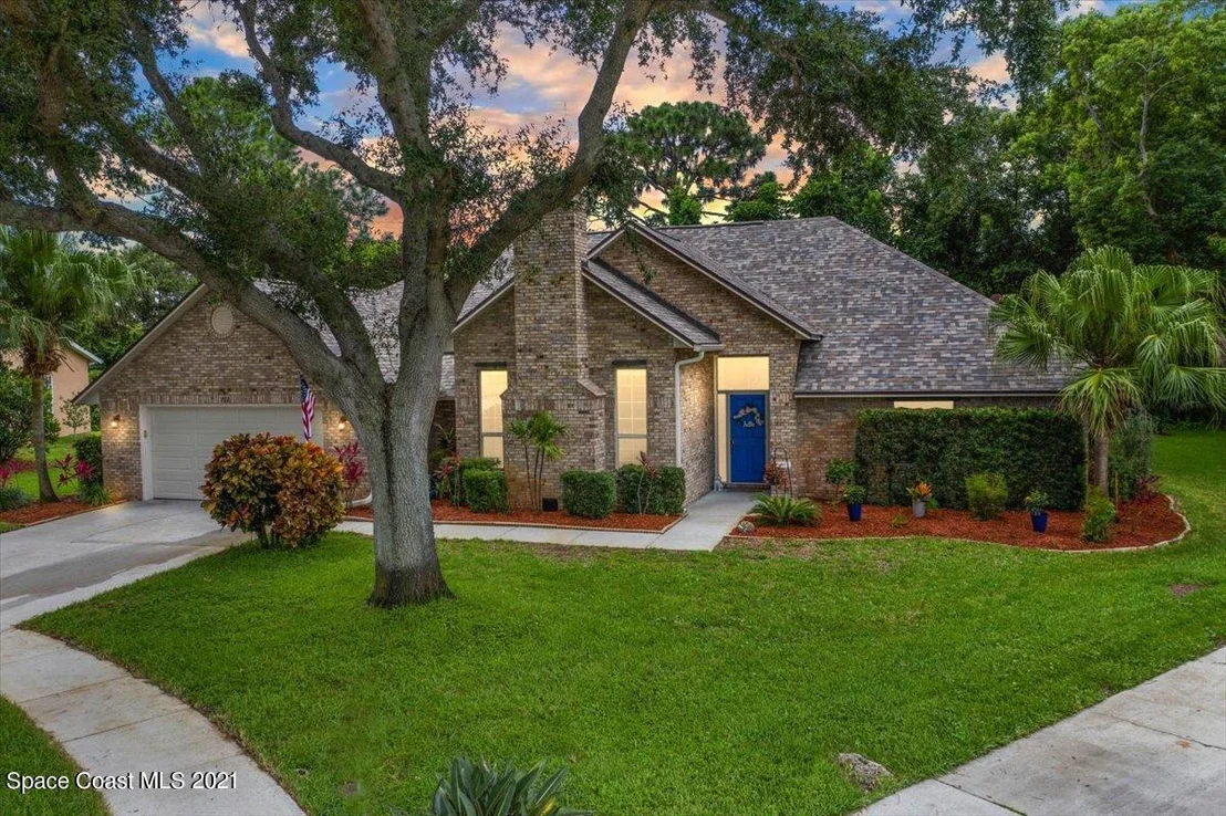 Photo of 772 Lake Drive