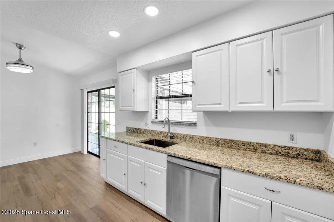 Photo of 5453 Holden Road