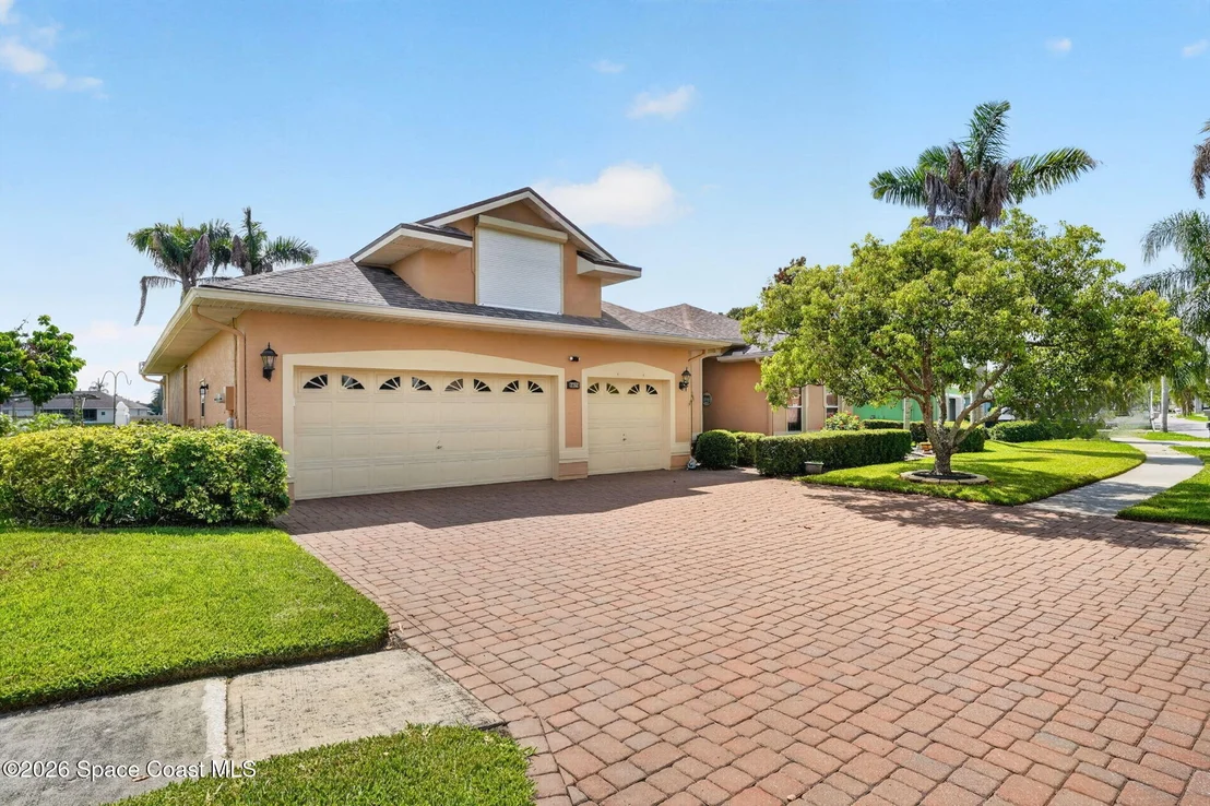 Photo of 1871 Thesy Drive
