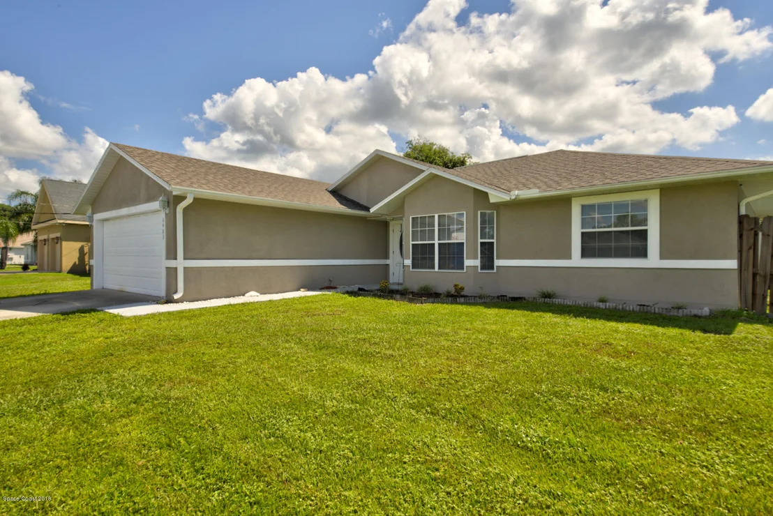 Photo of 6483 Bamboo Avenue