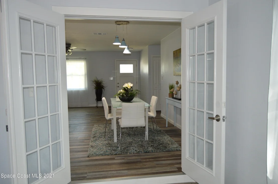 Photo of 2042 Doyle Drive