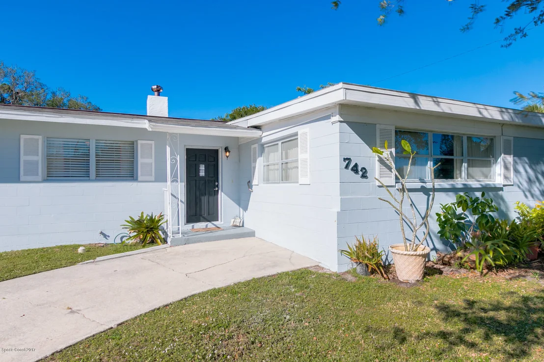 Photo of 742 Lund Circle