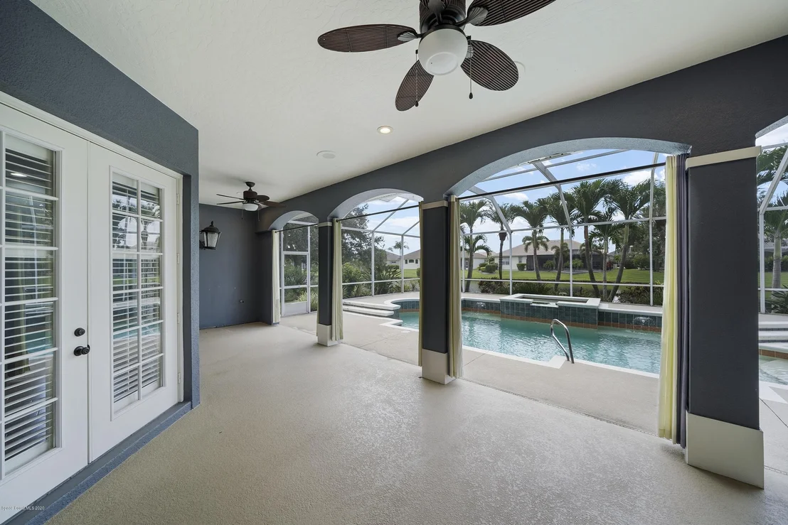 Photo of 991 Stratford Place