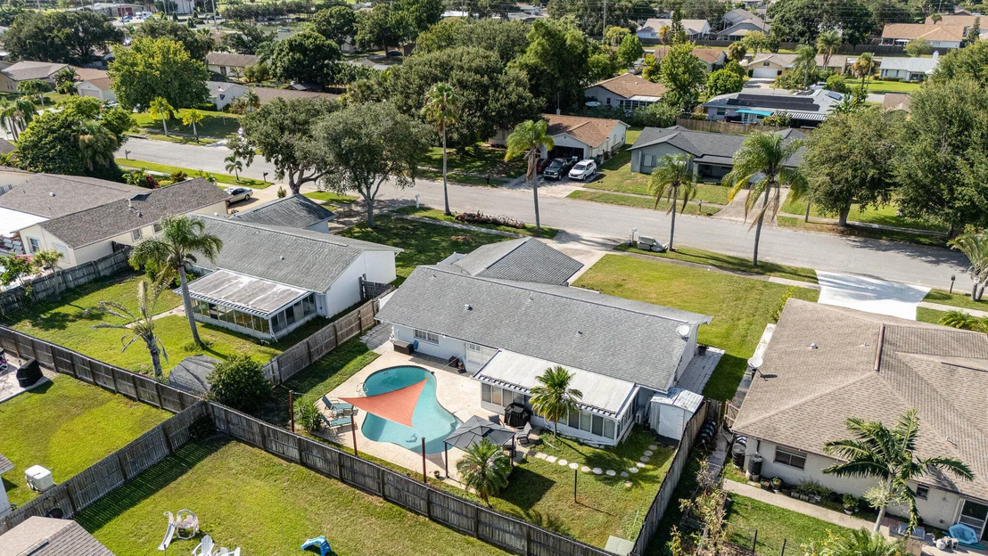 Photo of 1891 Tallpalm Road