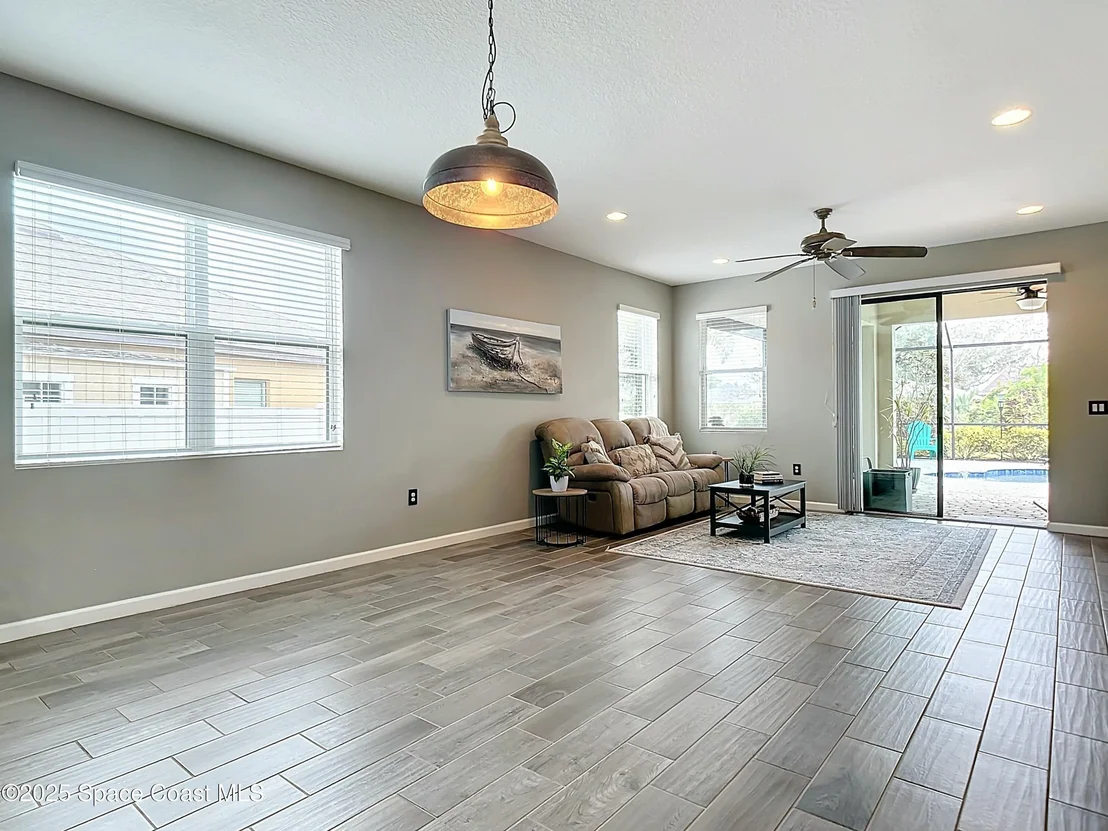 Photo of 1455 Fuji Drive