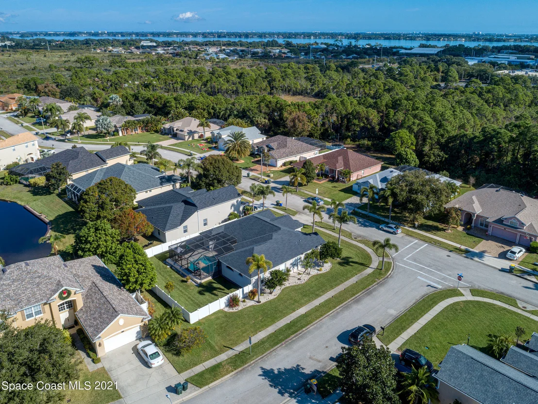 Photo of 241 Pebble Hill Way