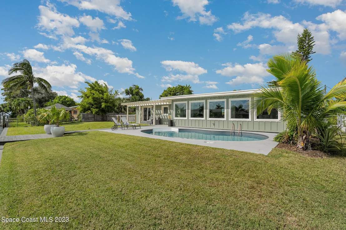 Photo of 459 Barrello Lane