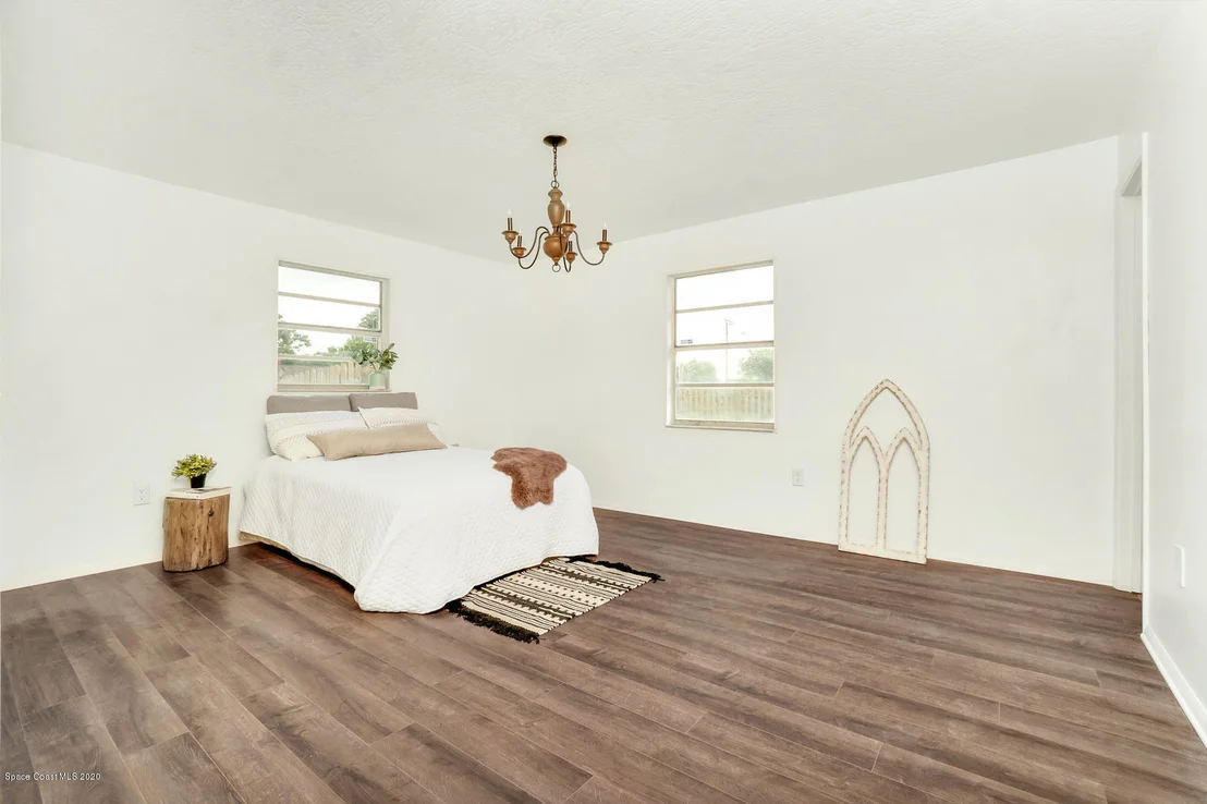 Photo of 948 Sable Lane