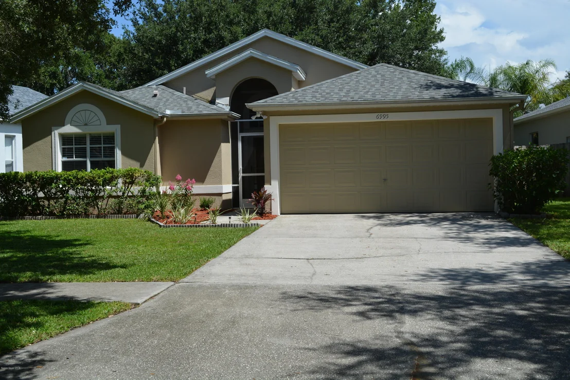 Photo of 6995 Hammock Trace Drive