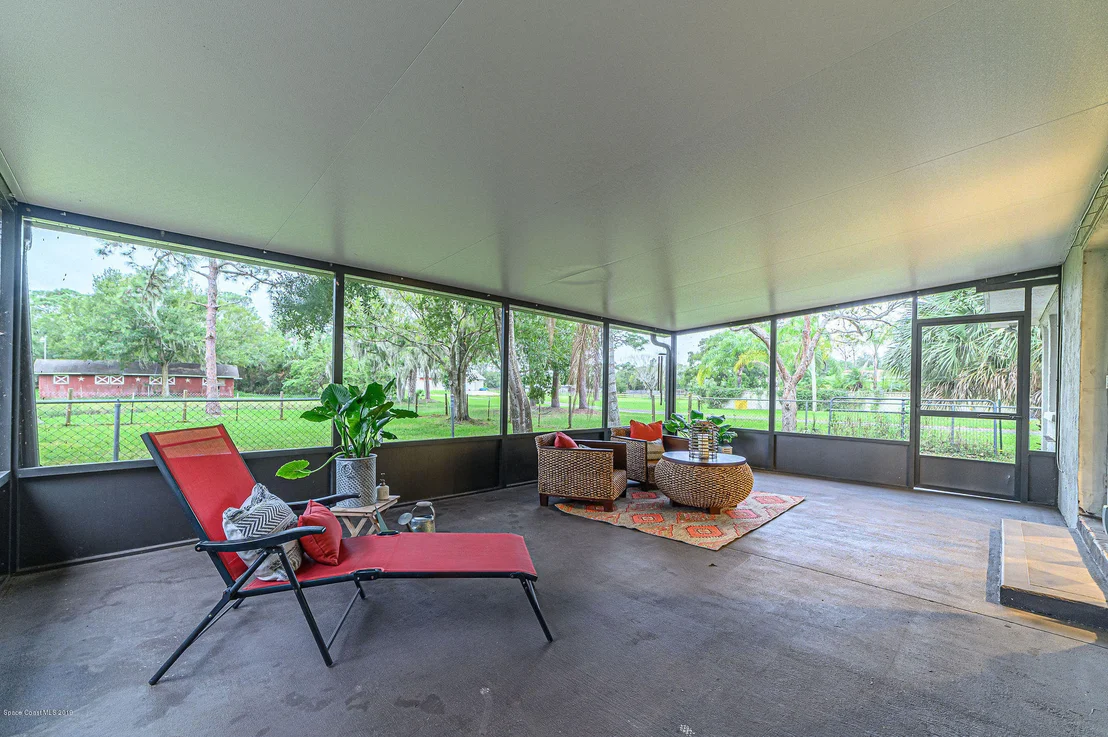 Photo of 3905 Lake Washington Road