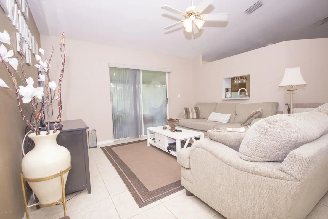 Photo of 6761 Cecil Road