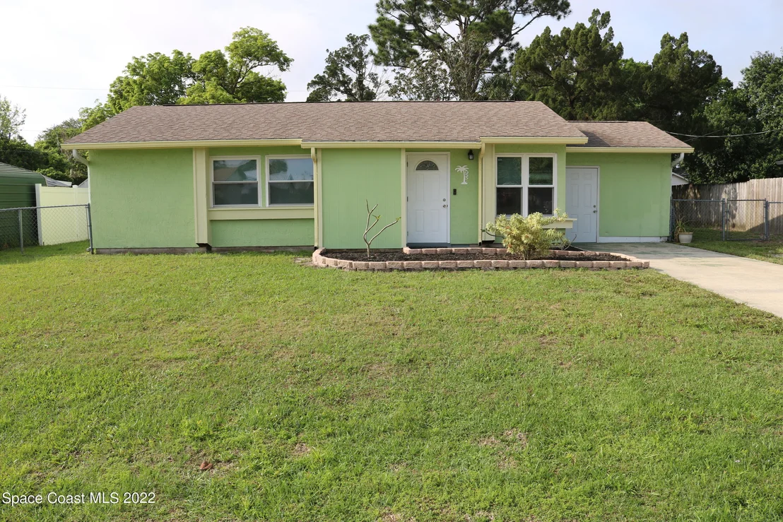 Photo of 955 Palm Street