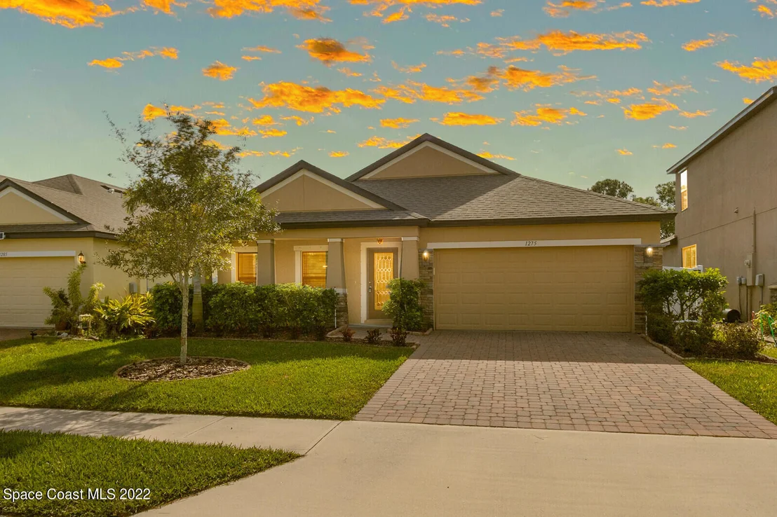 Photo of 1275 Fuji Drive