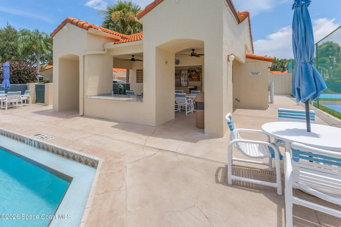 Photo of 718 Pine Island Drive