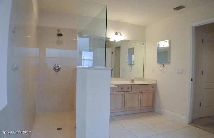 Photo of 2057 Auburn Lakes Drive