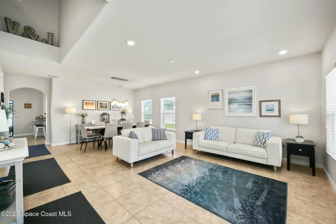 Photo of 1032 Peta Way