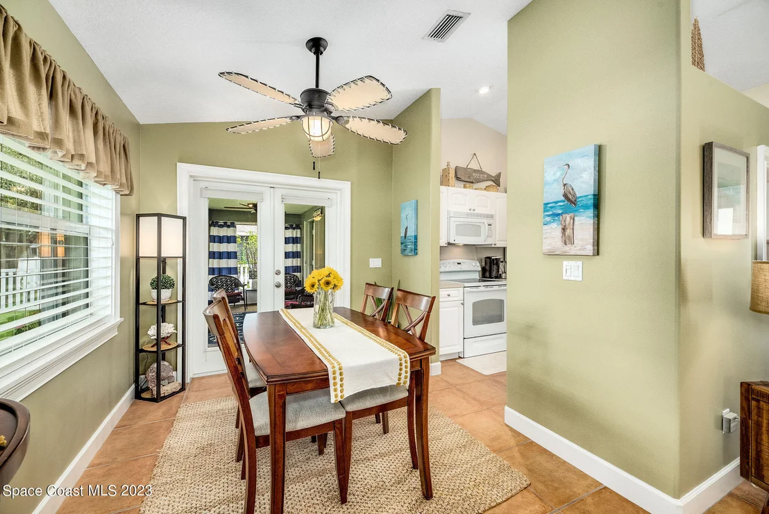 Photo of 468 Biscayne Lane