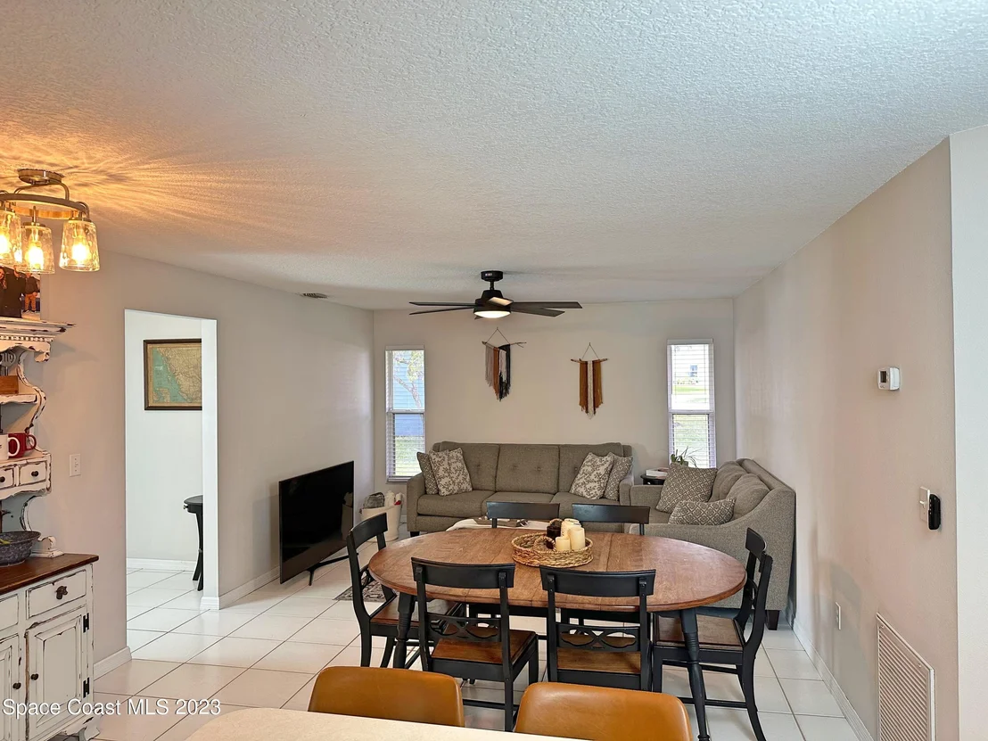 Photo of 1305 Ambra Drive