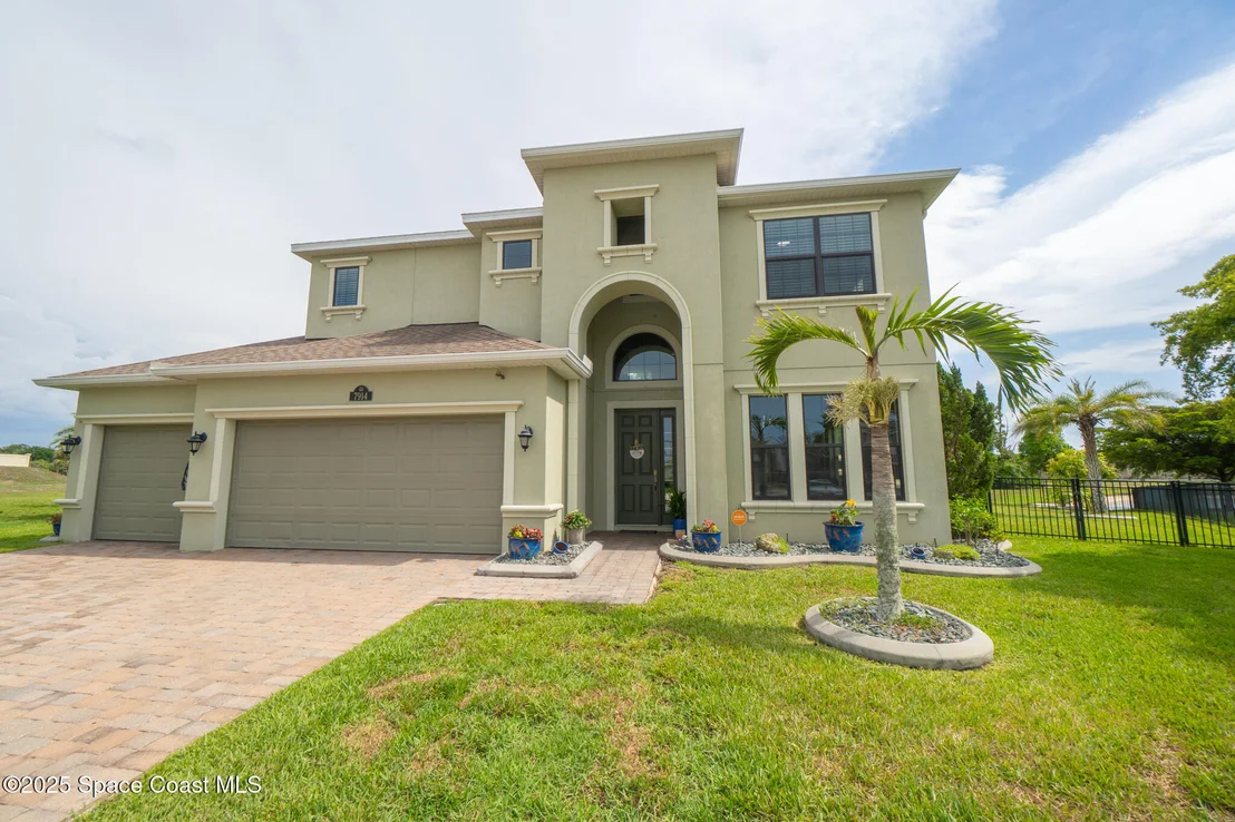 Photo of 7914 Creshire Court