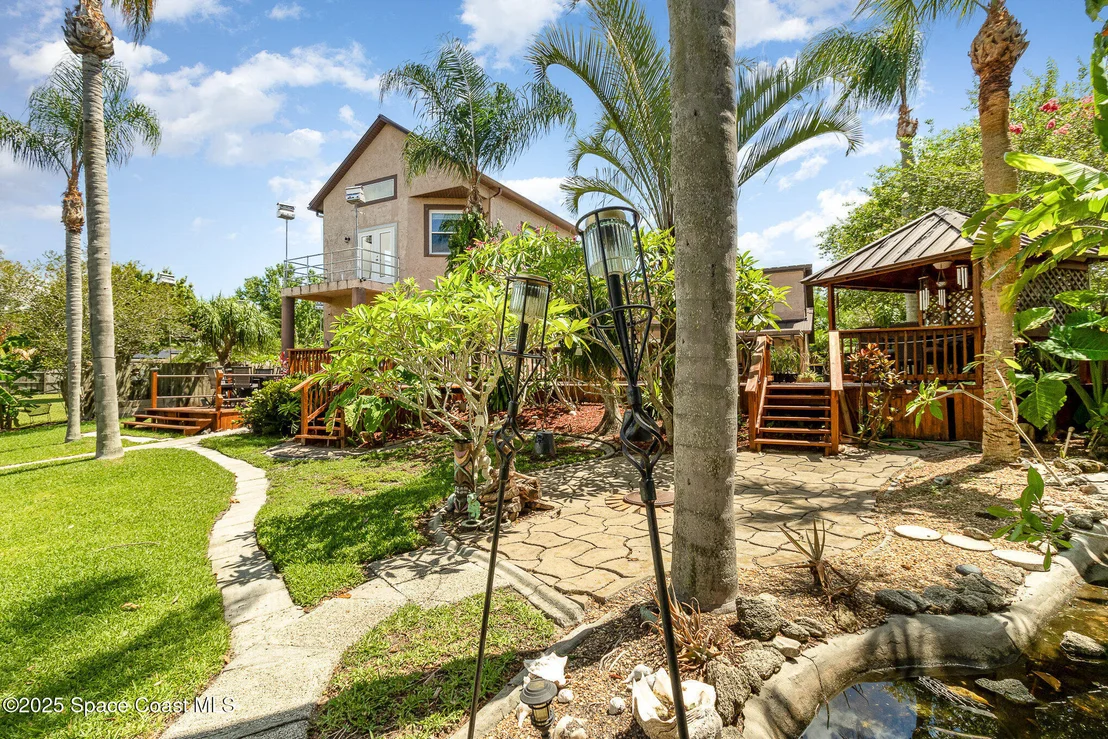 Photo of 2101 Lance Boulevard