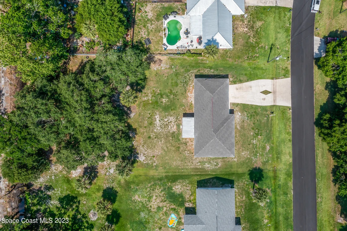Photo of 5065 Bradbie Lane