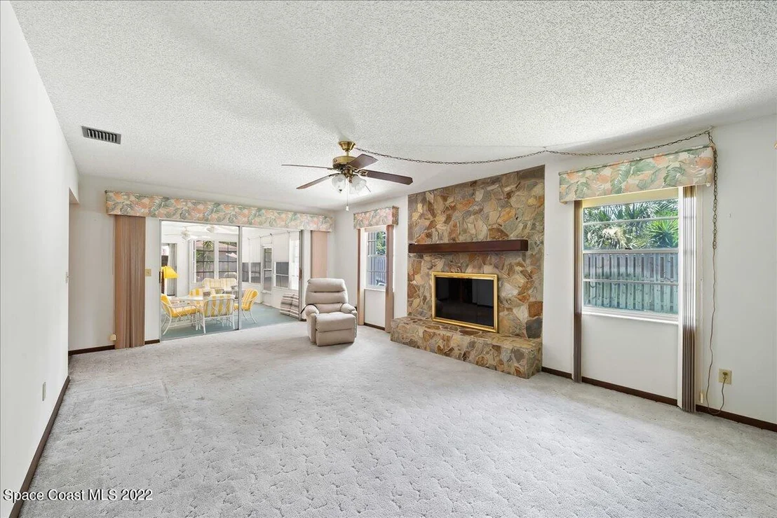 Photo of 680 Verbenia Drive
