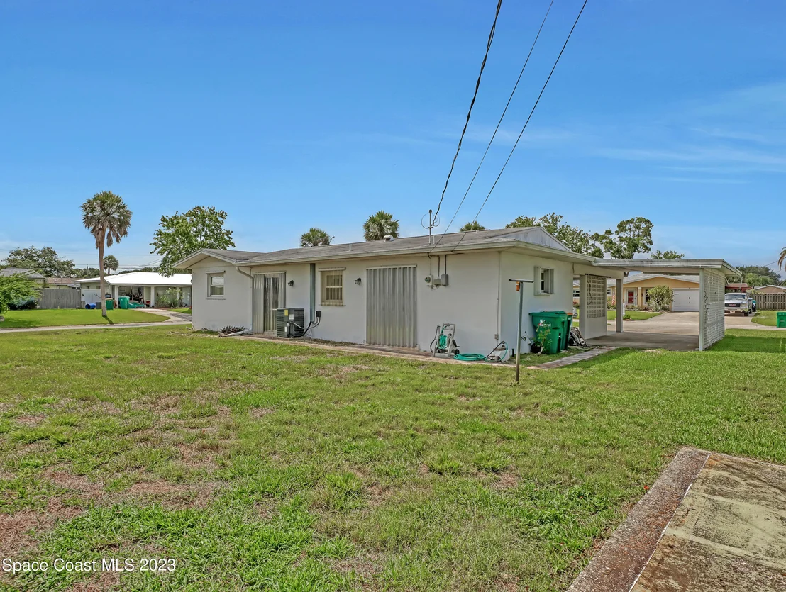 Photo of 2626 Algonquin Drive