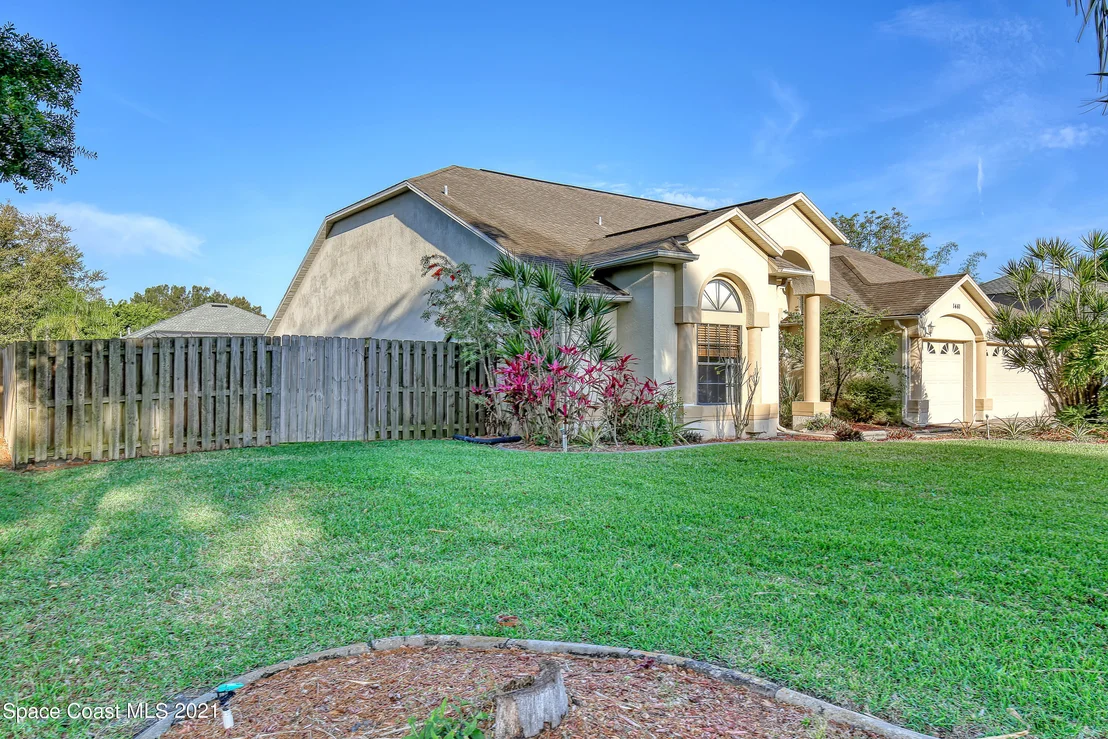 Photo of 1461 Wellington Circle