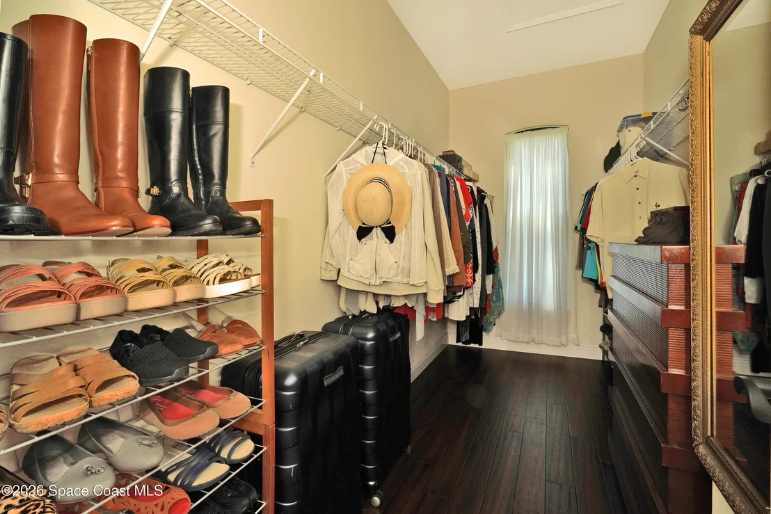 Photo of 394 Tunbridge Drive