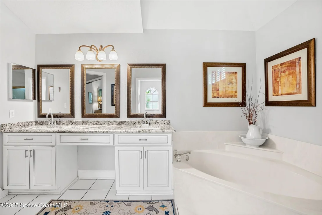 Photo of 952 Wildwood Drive