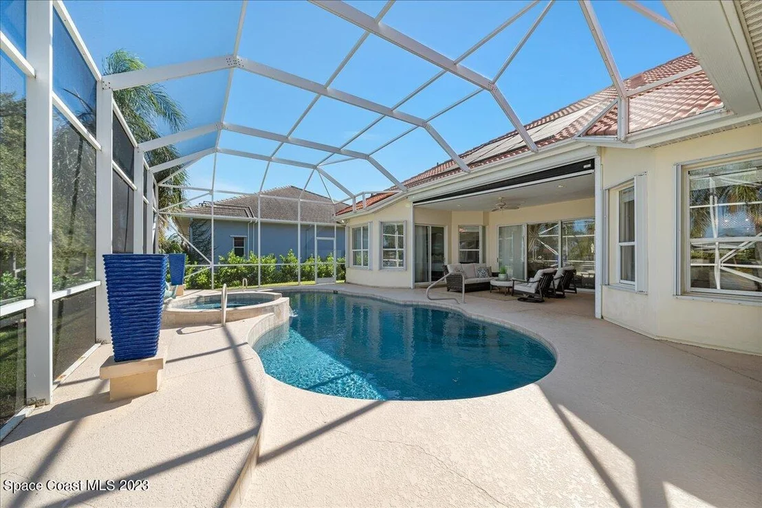 Photo of 208 Lanternback Island Drive