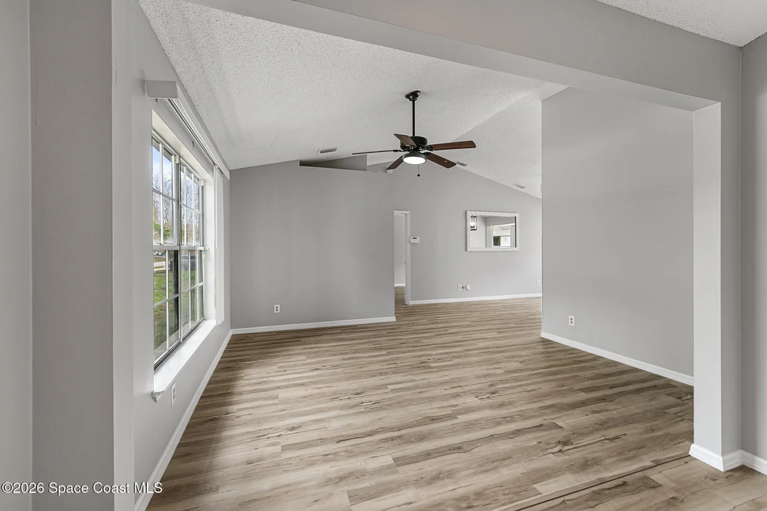 Photo of 220 Lanack Road SE