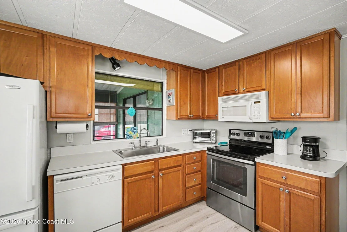 Photo of 4442 Twin Lakes Drive